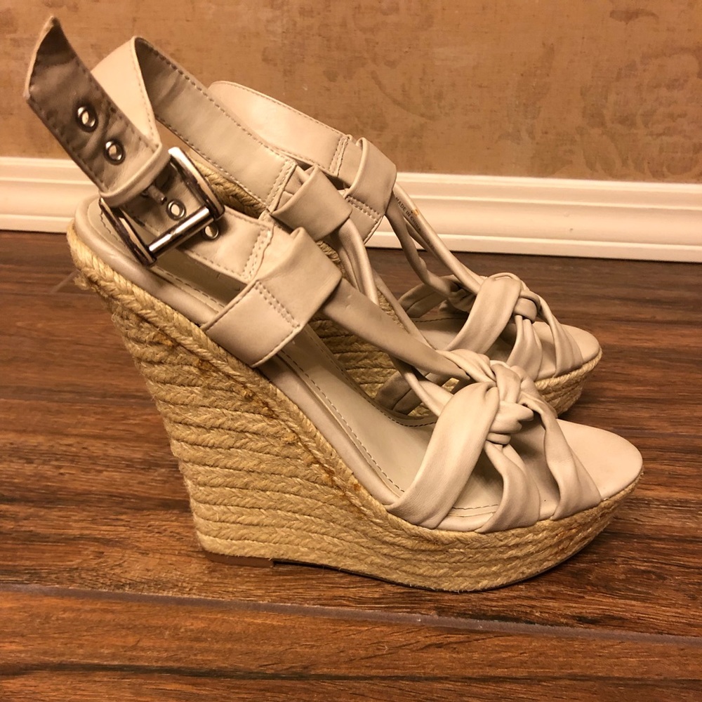 Super cute Aldo Wedges